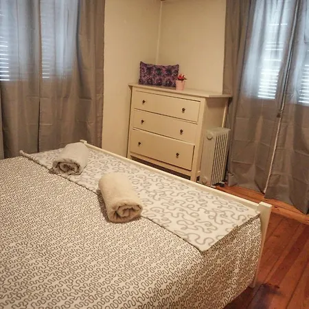 Casinha Portuguesa * Lisbon